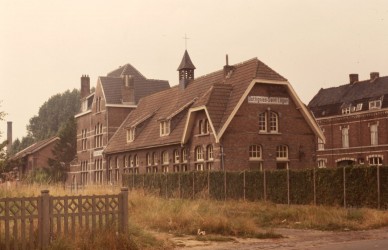DOTTIGNIES  77-184.jpg